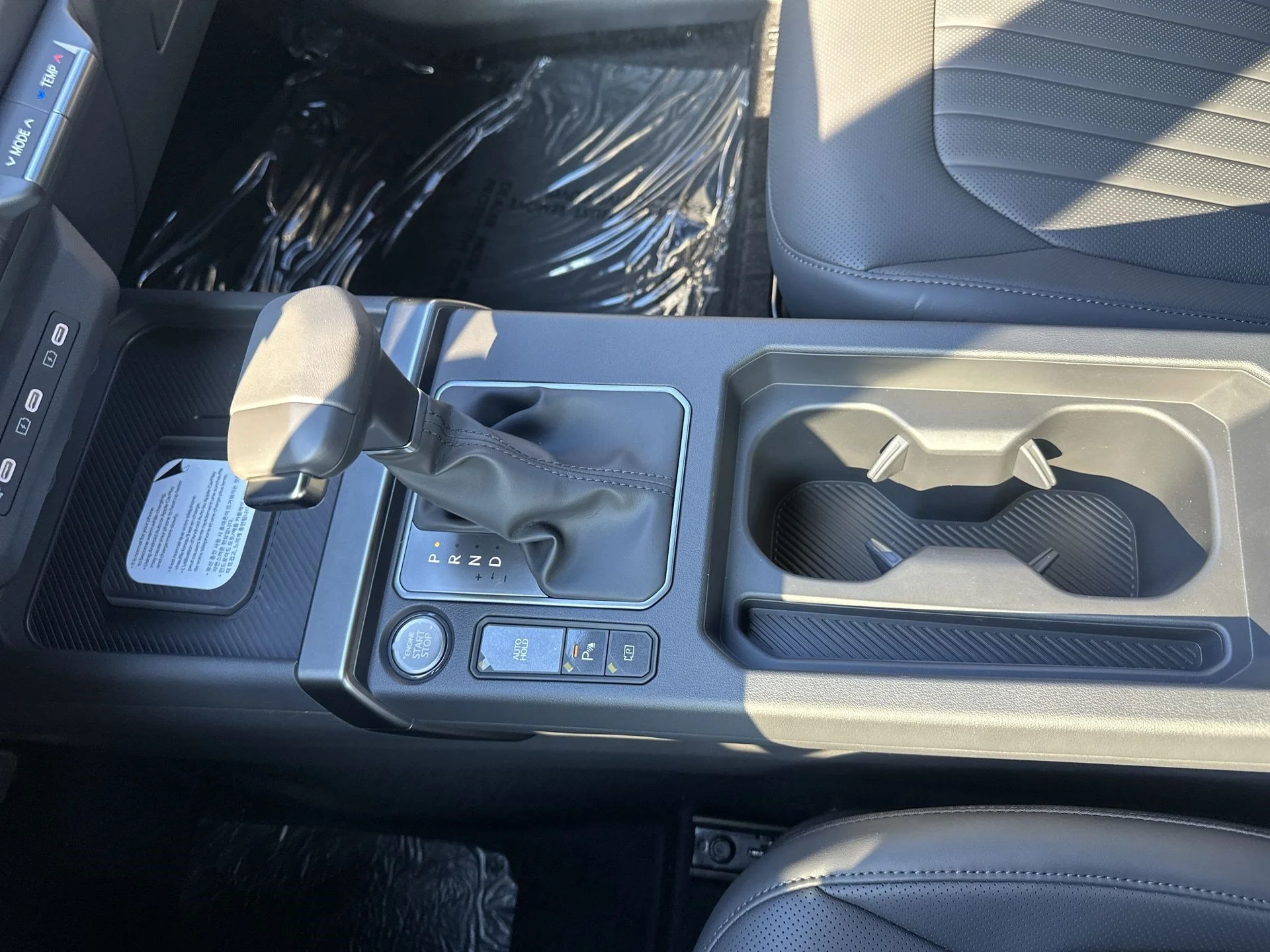 New 2027 Terrain Brown Kia X-Line S image 20