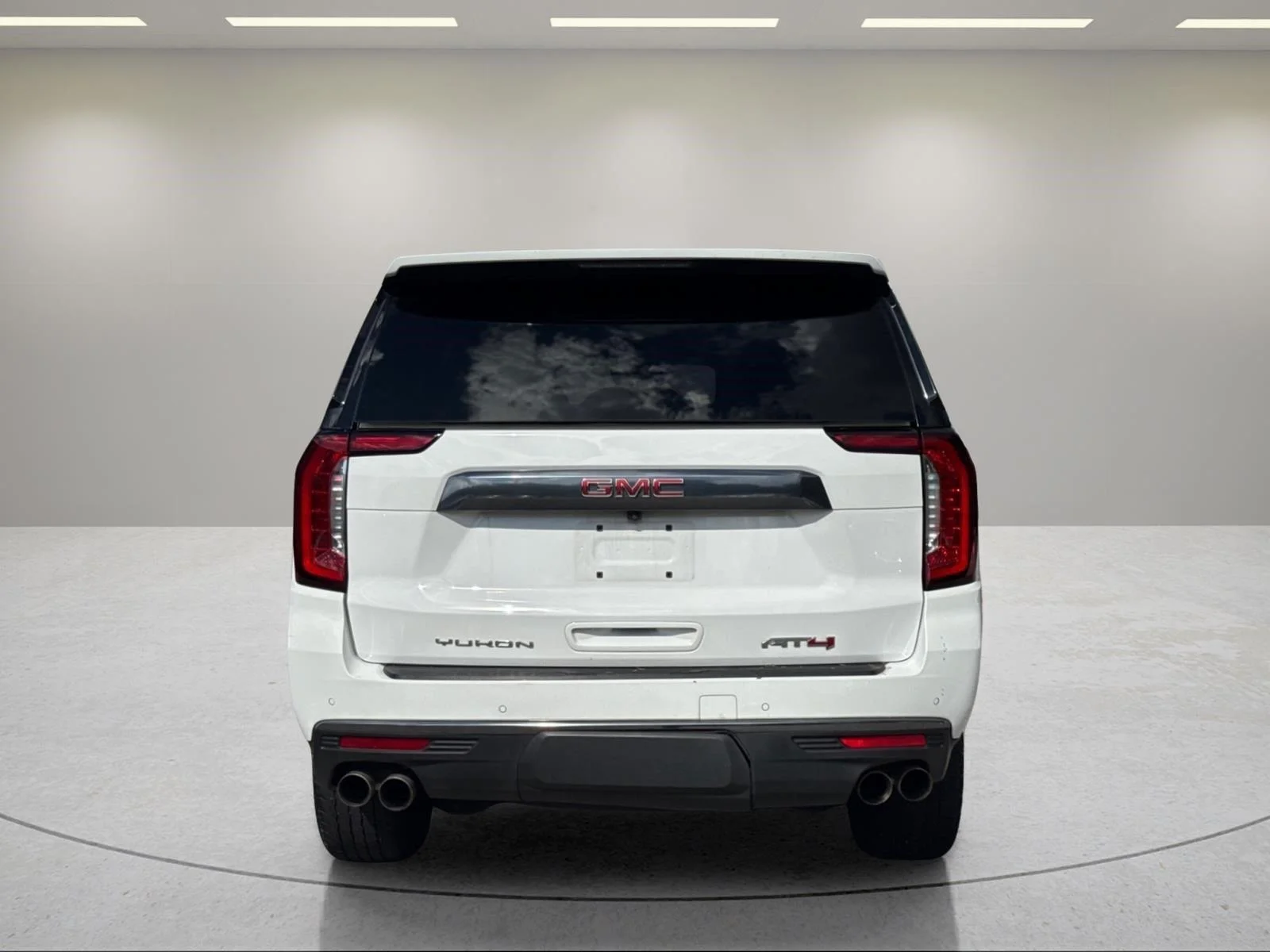 Used 2024 Summit White GMC AT4 image 4