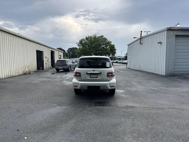 Used 2017 White Nissan SL image 6