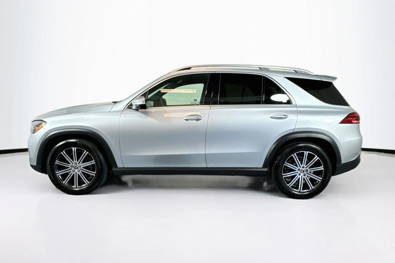 Used 2024 Cirrus Silver Metallic Mercedes-Benz GLE 350 image 8