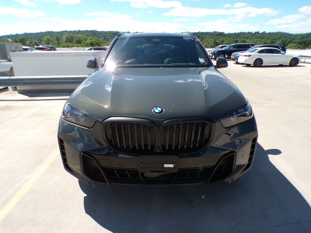 Certified Used 2026 Dravit Grey Metallic BMW xDrive40i image 2