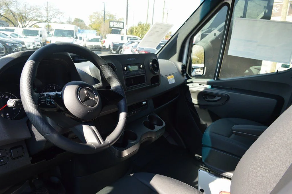New 2026 Arctic White Mercedes-Benz Cargo 144 WB image 17