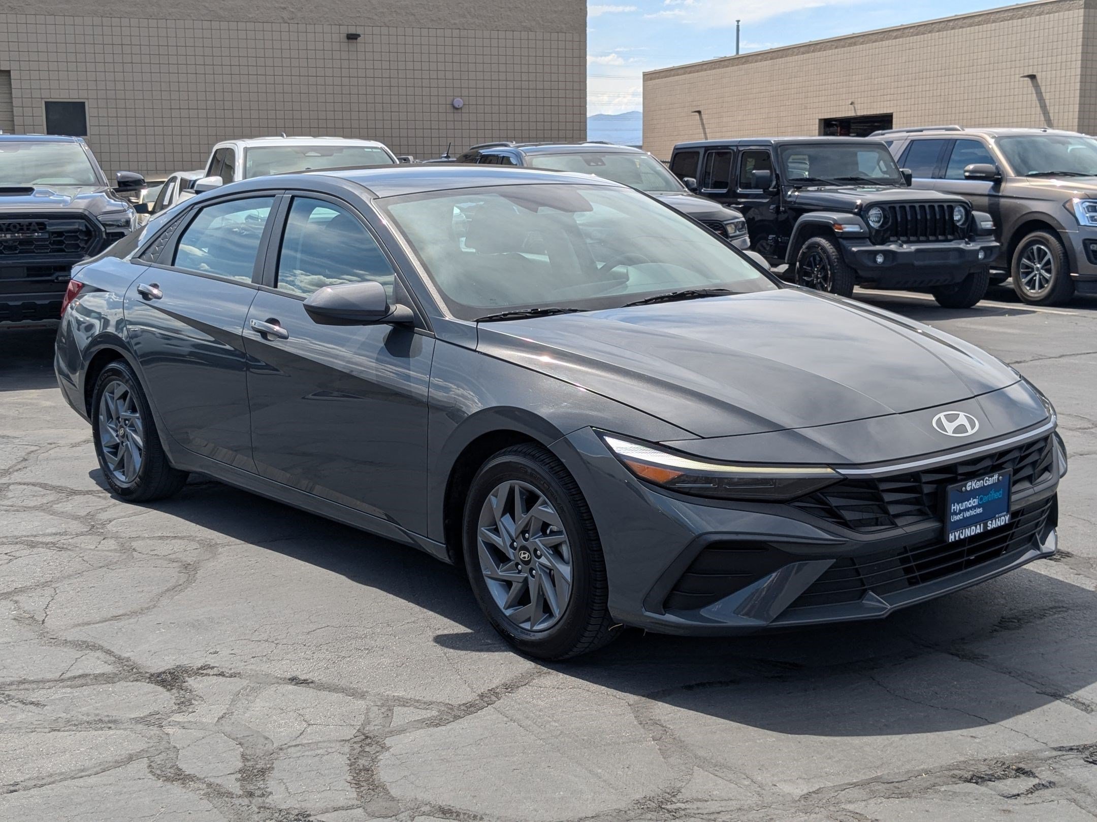 2024 Hyundai Elantra 2.0 SEL IVT's photo