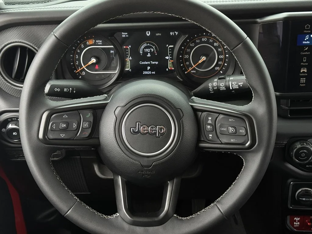 Used 2025 Red Jeep Rubicon image 12