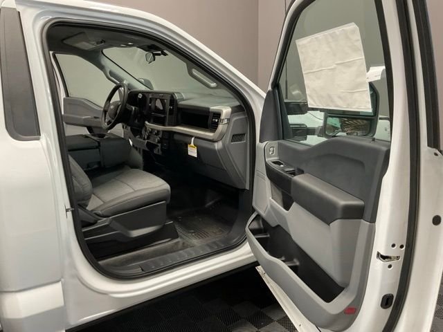 2026 Ford F-350 Super Duty XL - Photo 17
