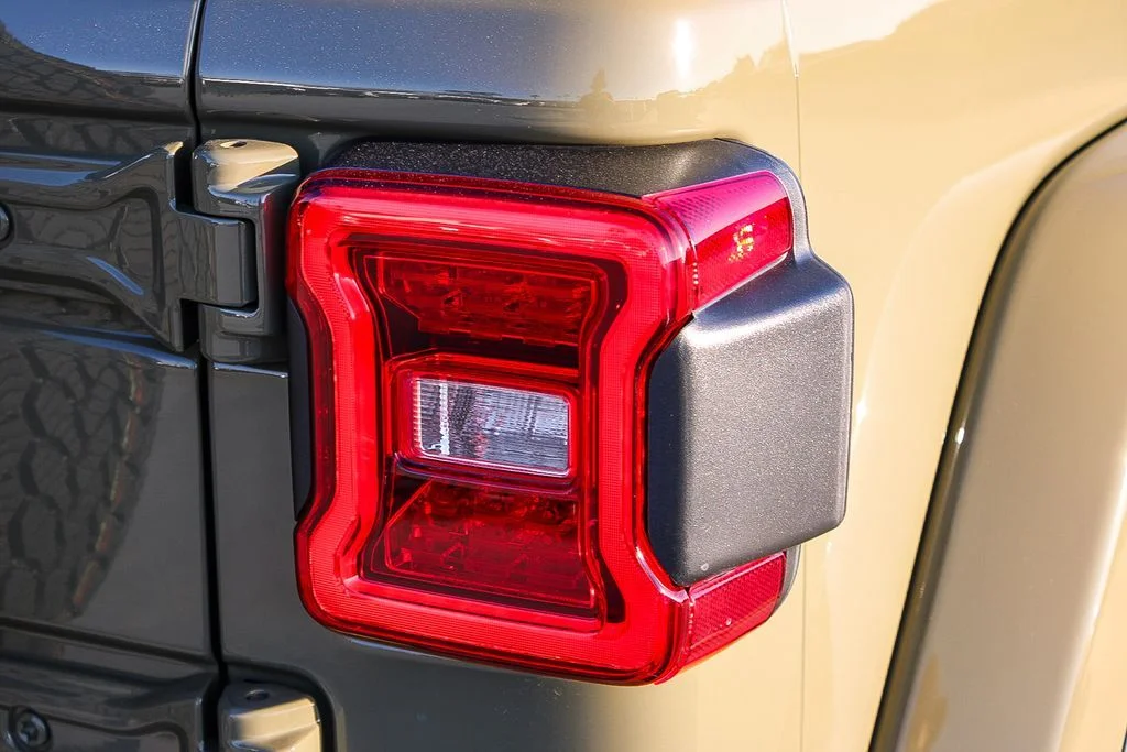 New 2026 Green Jeep Sahara image 9