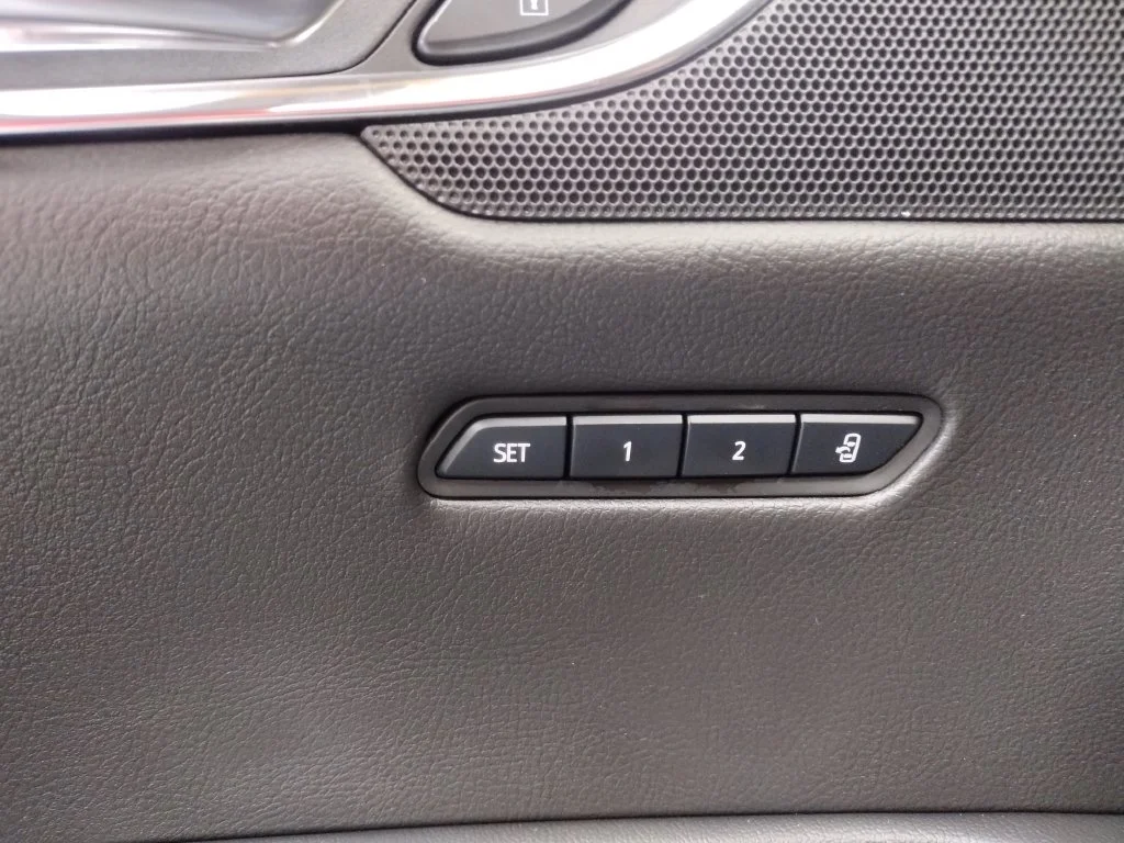Used 2019 Black Cadillac Luxury image 35
