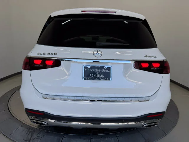 New 2026 MANUFAKTUR Moonlight White Metallic Mercedes-Benz GLS 450 image 13