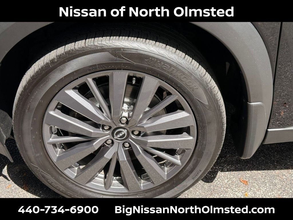 Certified Used 2023 Super Black Nissan SL image 31