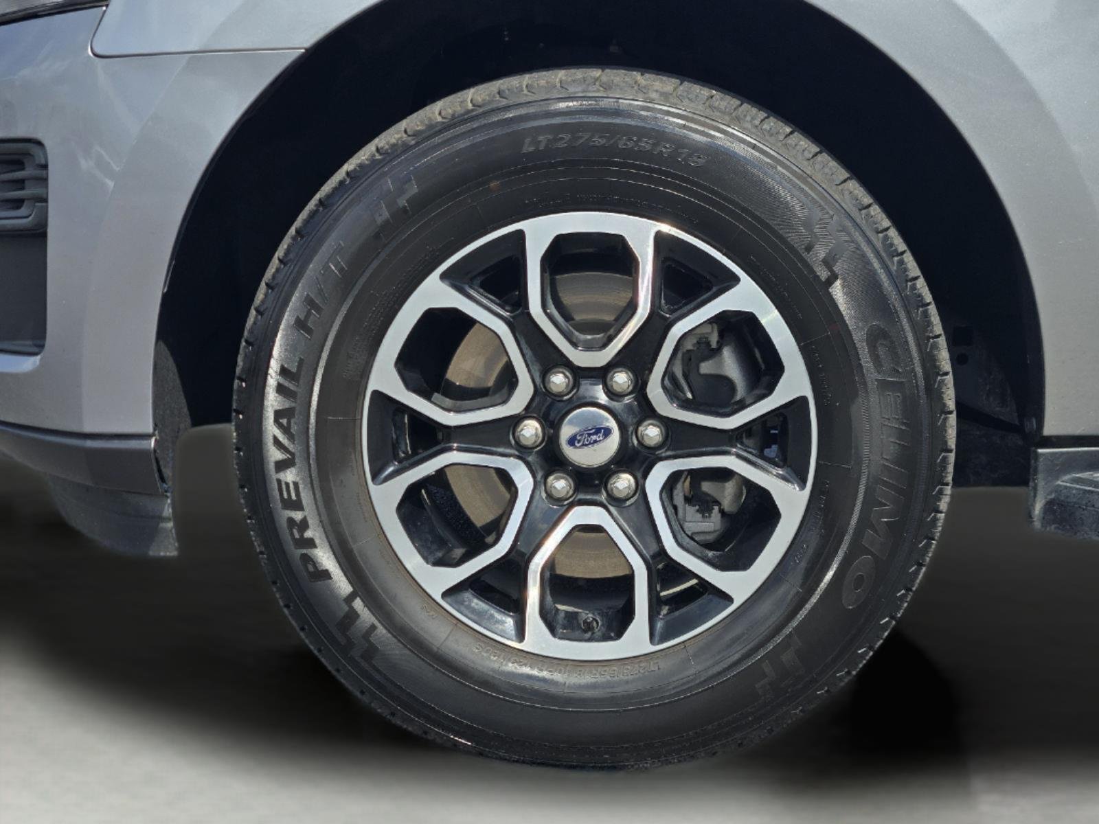 Used 2024 Iconic Silver Ford XLT image 11