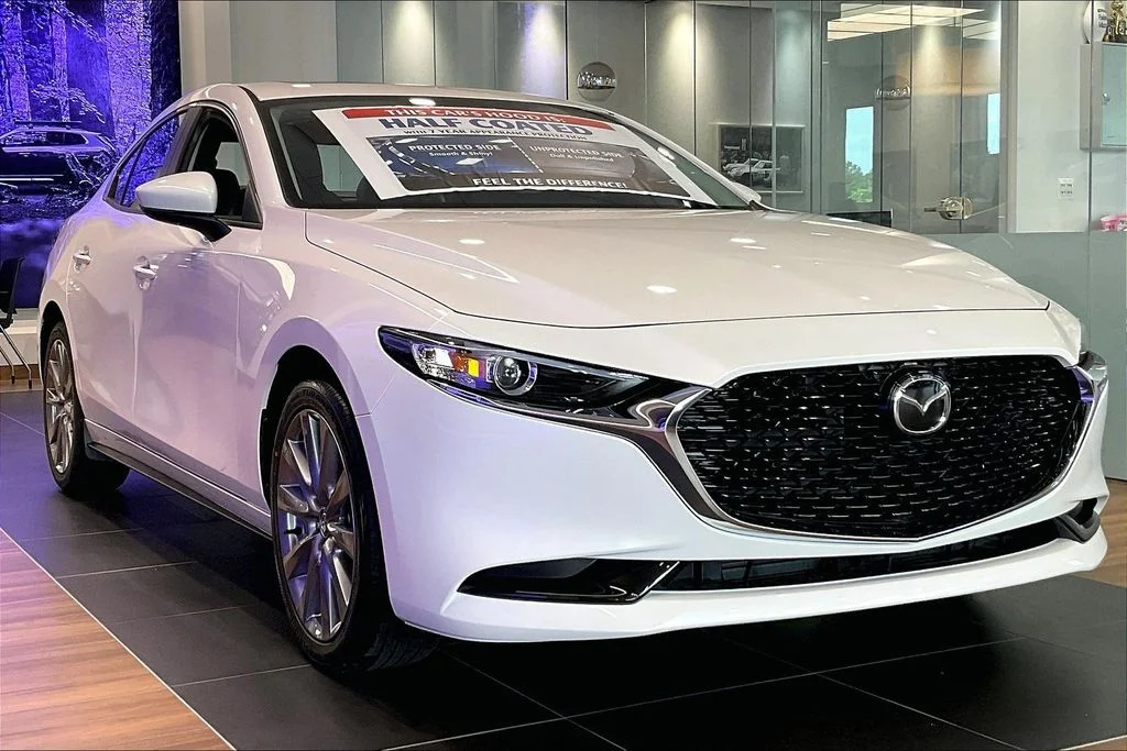 New 2026 Snowflake White Pearl Mazda 2.5 S Preferred image 1