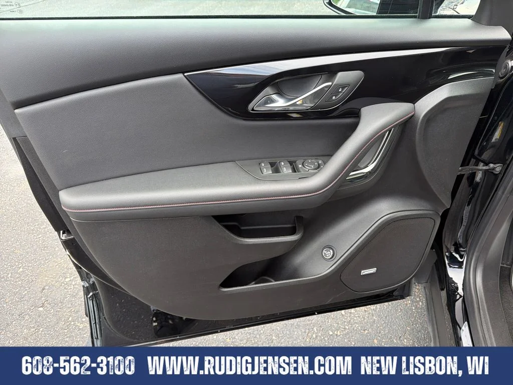 Used 2025 Black Chevrolet RS image 10