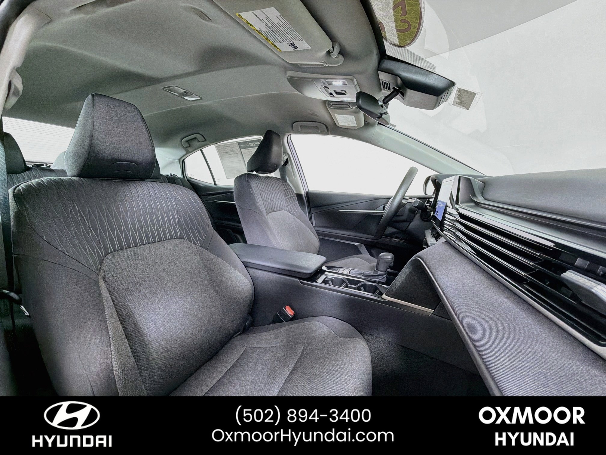 Used 2025 Reservoir Blue Toyota LE image 27