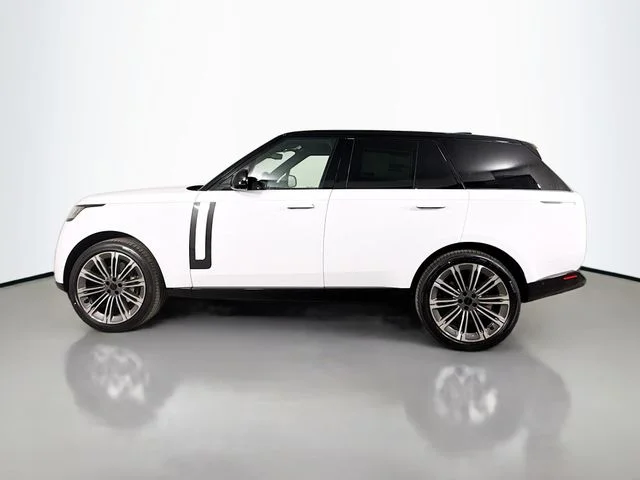 New 2026 Fuji White Land Rover SE image 8