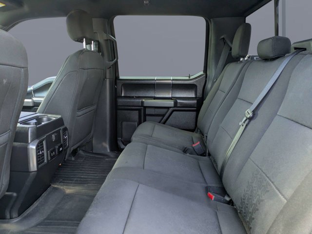 Used 2020 Black Ford XLT image 12