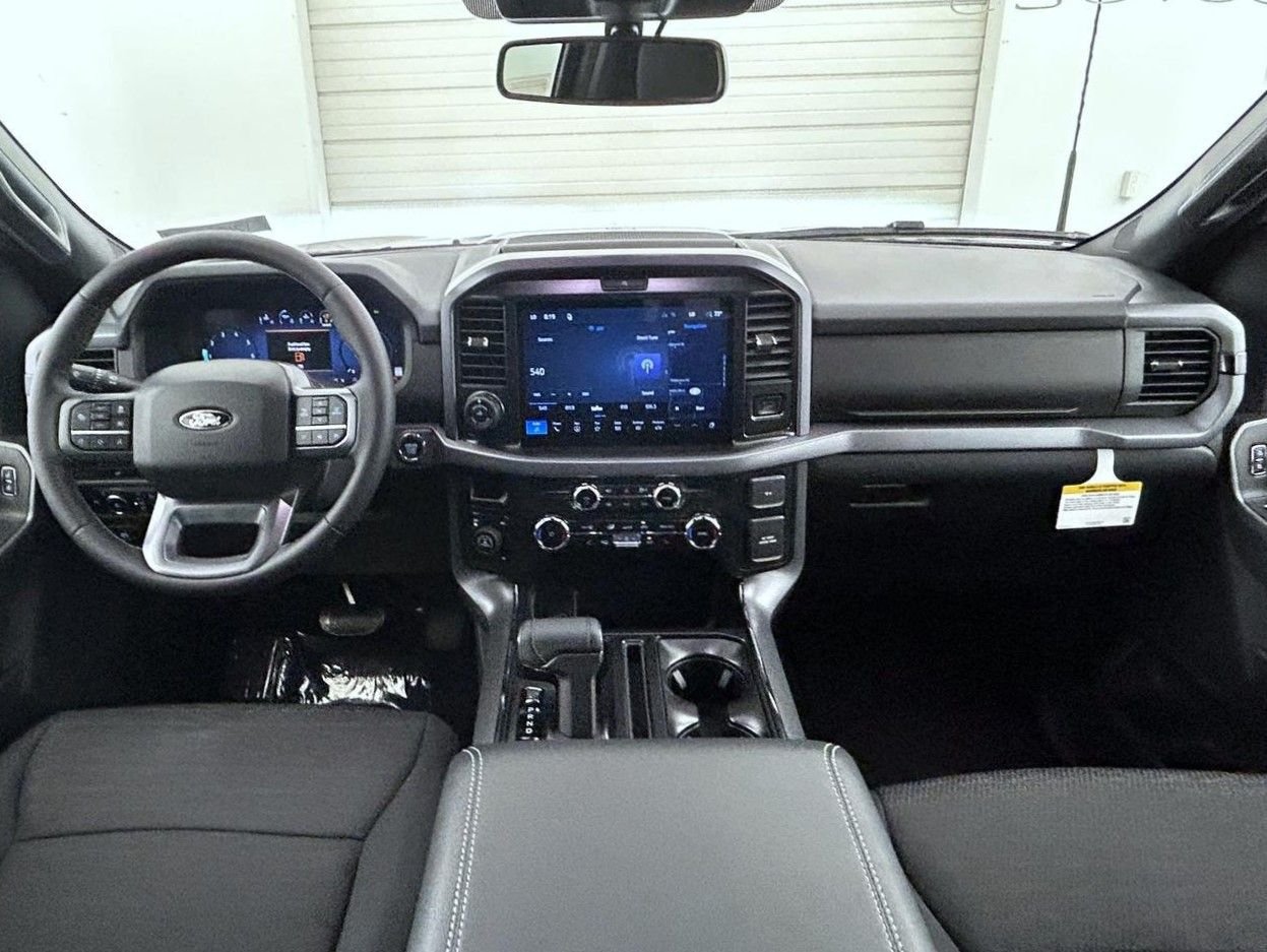 New 2026 Agate Black Metallic Ford XLT image 13