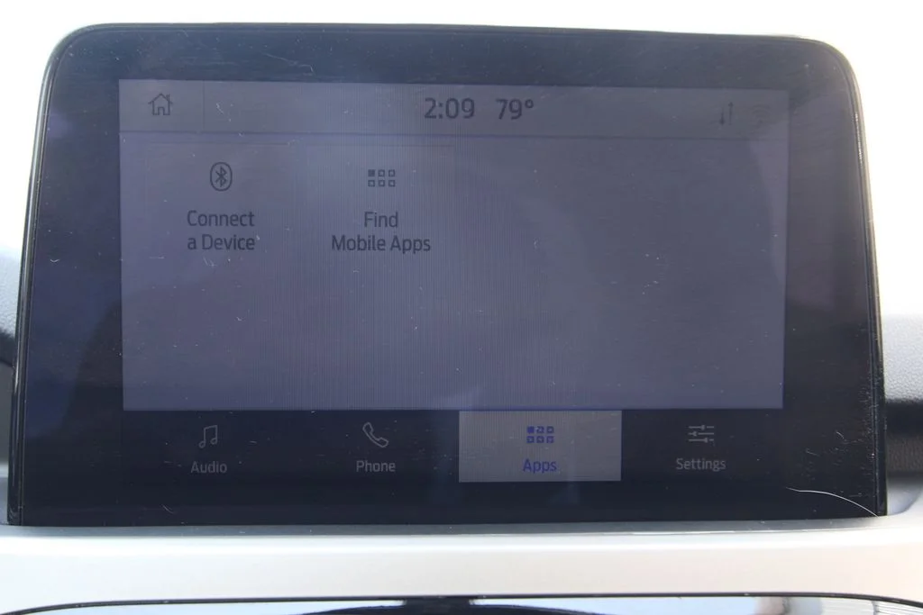 Used 2021 Red Ford SE image 33