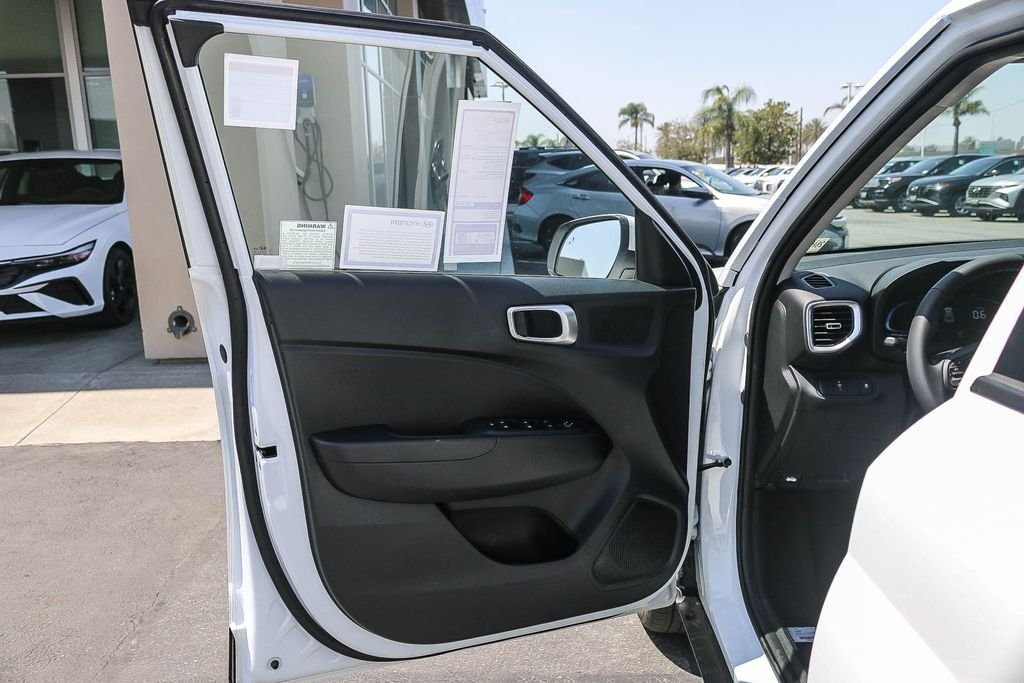 New 2026 White Hyundai SEL image 23