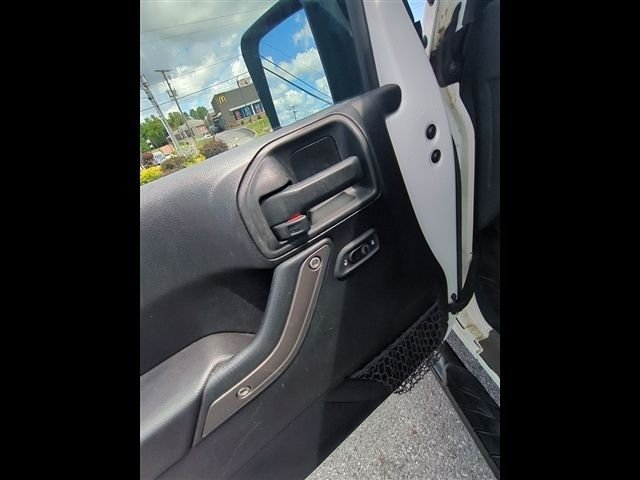Used 2016 White Jeep Unlimited Sport image 14