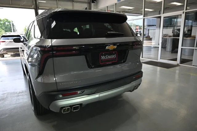 2026 Chevrolet Traverse LT - Photo 6