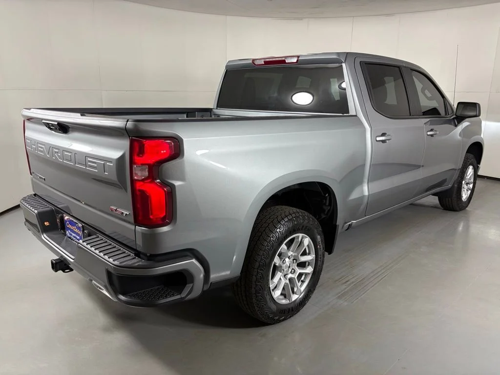 New 2026 Sterling Gray Metallic Chevrolet RST image 10