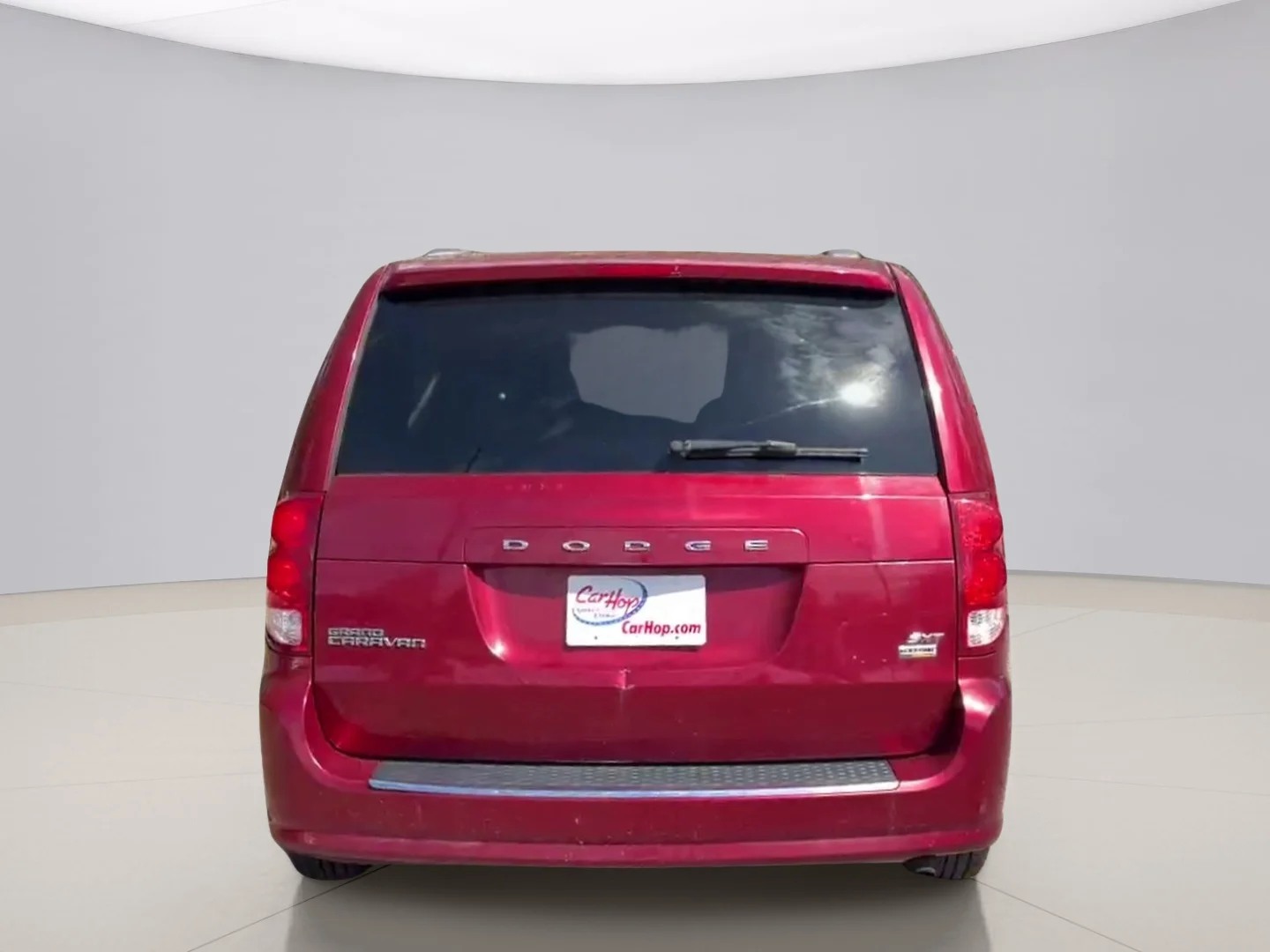 Used 2014 Red Dodge SXT image 4