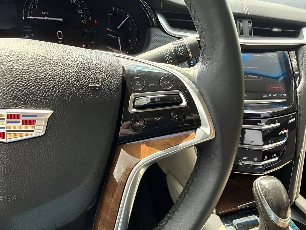 Used 2018 PHANTOM GRAY METALLIC Cadillac  image 17