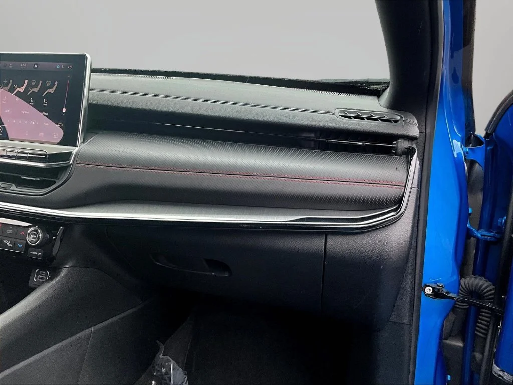 Used 2023 Blue Jeep Trailhawk image 18