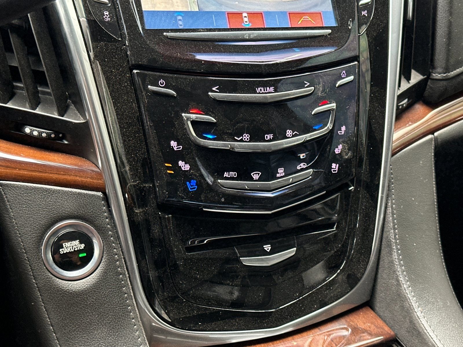 Used 2020 Black Raven Cadillac Luxury image 21