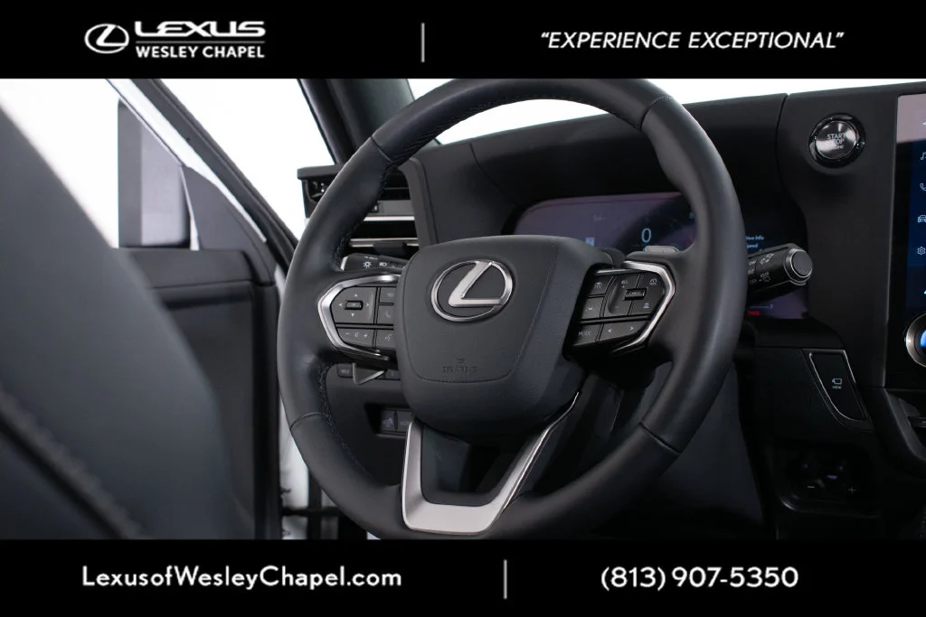 Used 2026 White Lexus 550 Premium+ image 18