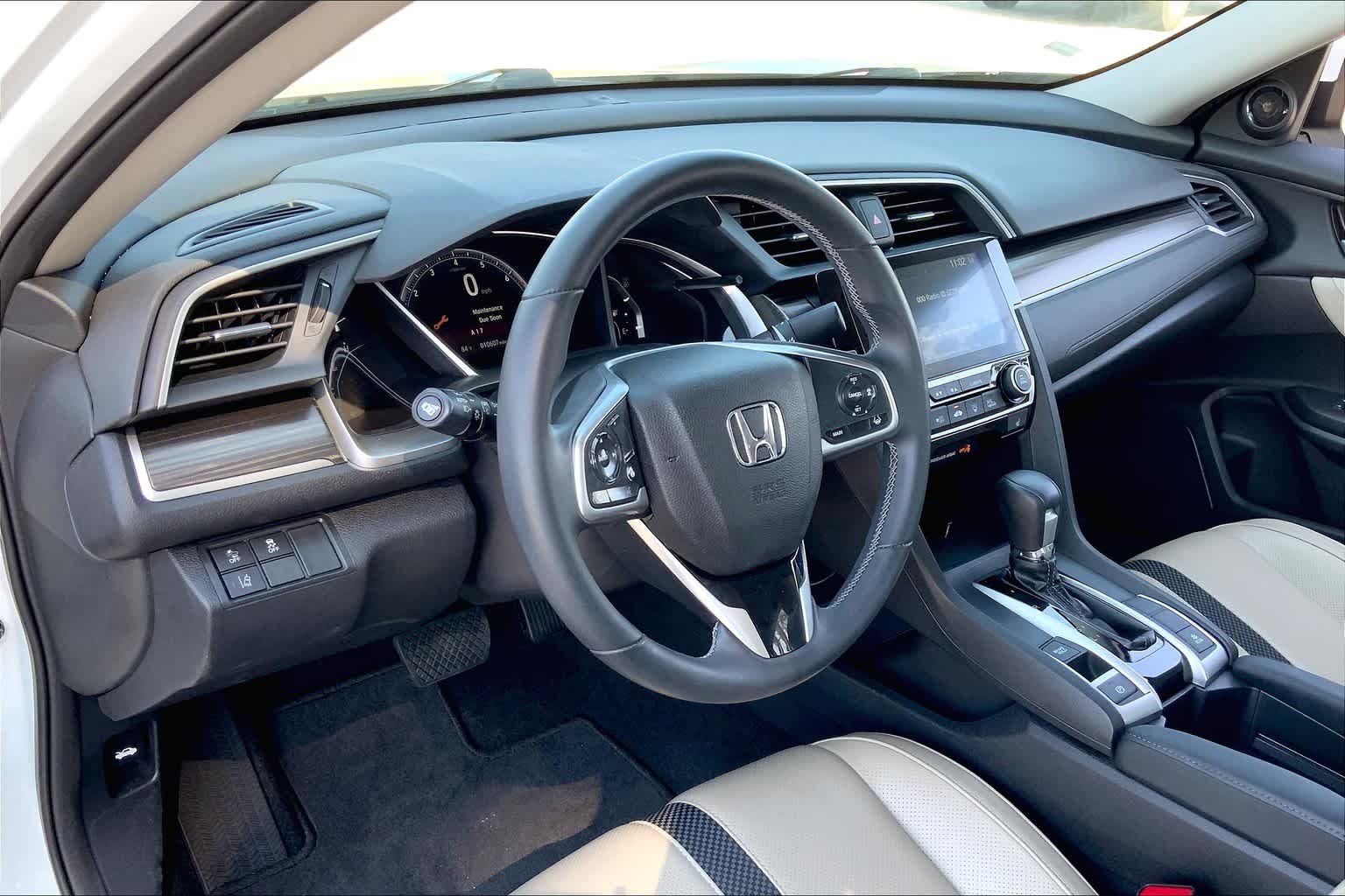 Used 2019 Platinum White Pearl Honda EX-L image 17