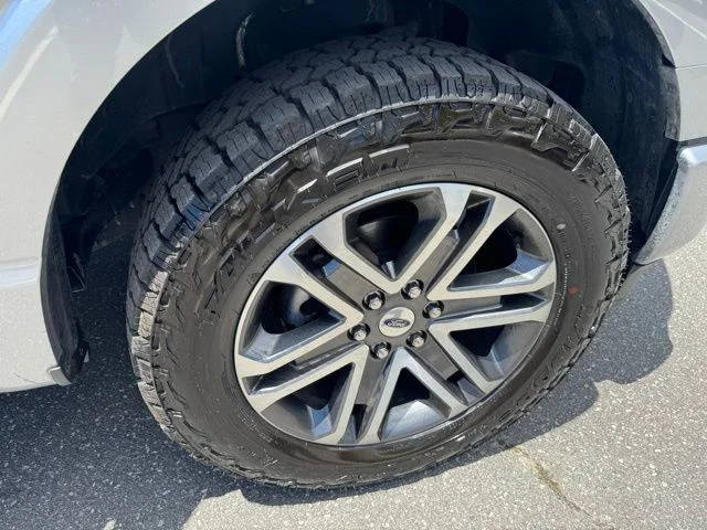 Used 2022 Silver Ford XL image 11