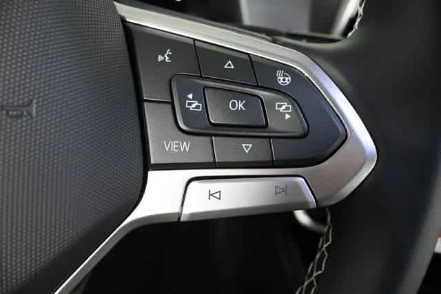 2026 Volkswagen Atlas Cross Sport SE w/Tech - Photo 35