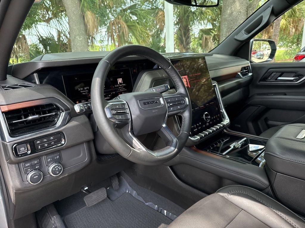 Used 2025 Sterling Metallic GMC Denali image 19