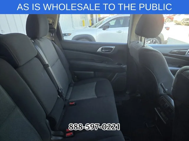 Used 2018 Gray Nissan SV image 11