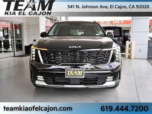 Used 2026 Black Kia EX image 4