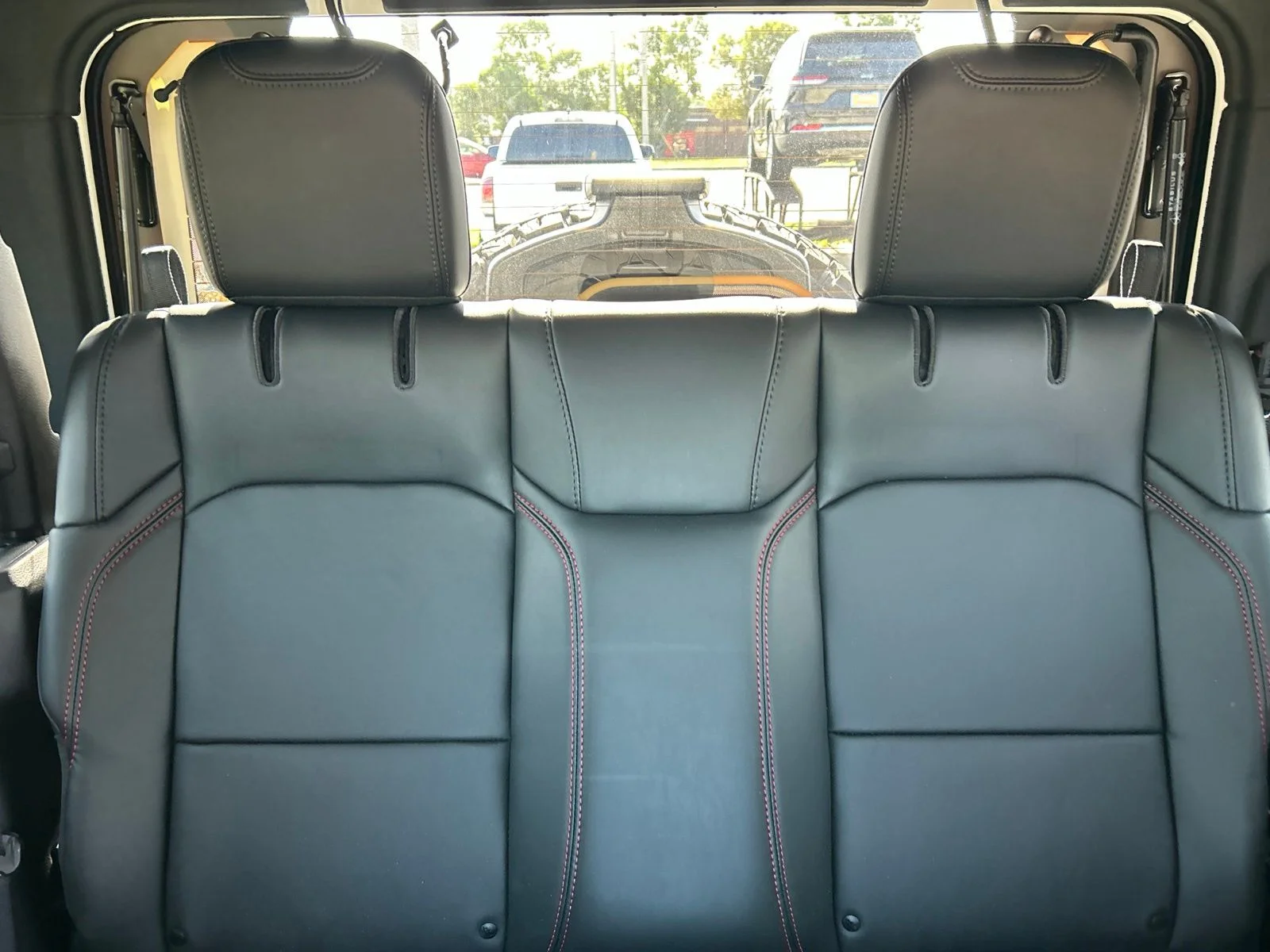 Used 2026 Gobi Clearcoat Jeep Rubicon X image 10