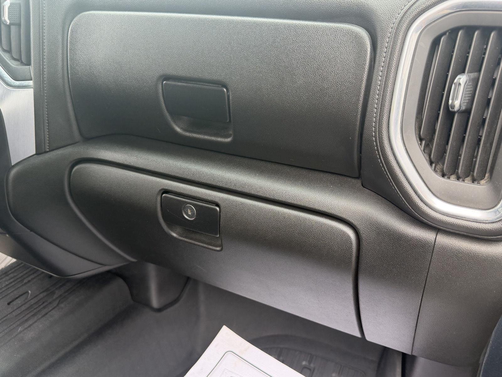Used 2019 Dark Sky Metallic GMC SLE image 28