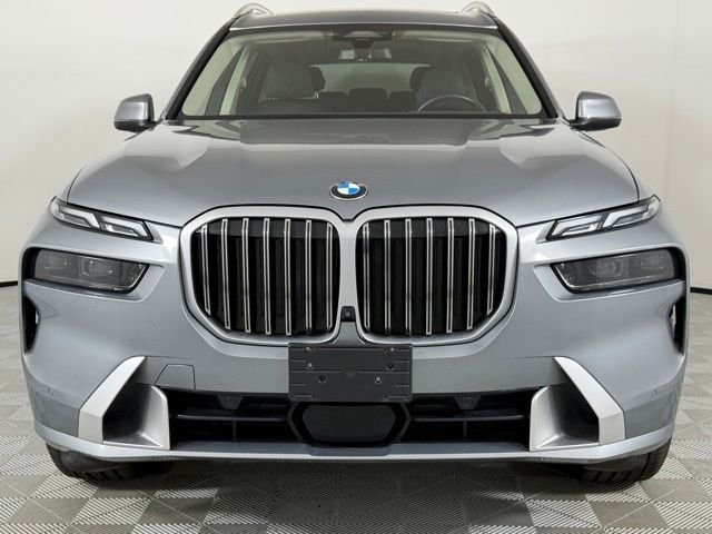 Used 2024 Skyscraper Gray Metallic BMW xDrive40i image 3