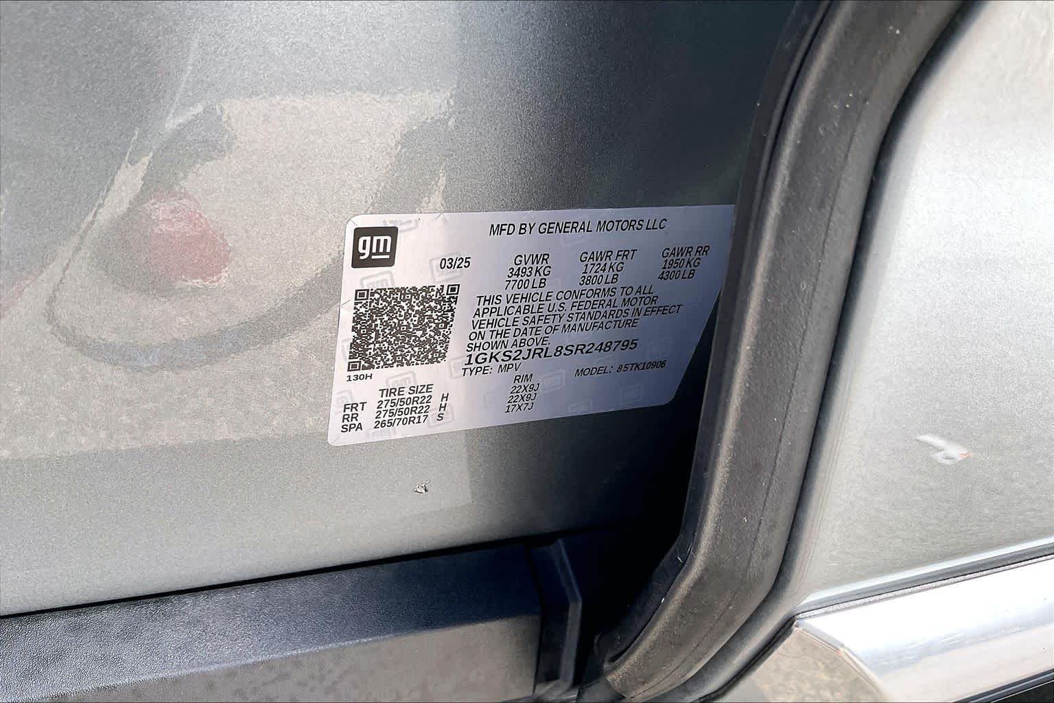 Used 2025 Sterling Metallic GMC Denali image 33