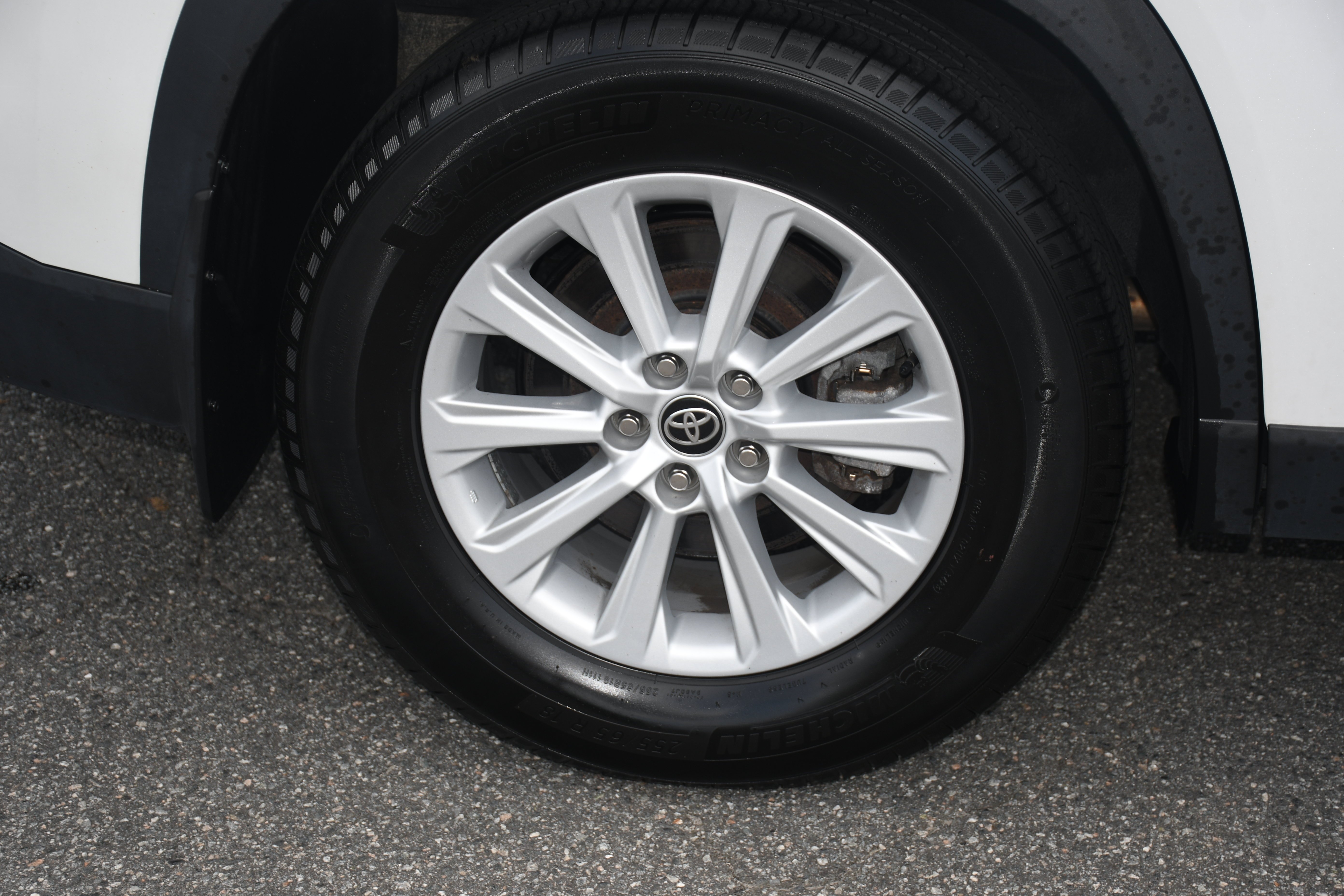 Used 2024 Beige Toyota XLE image 20