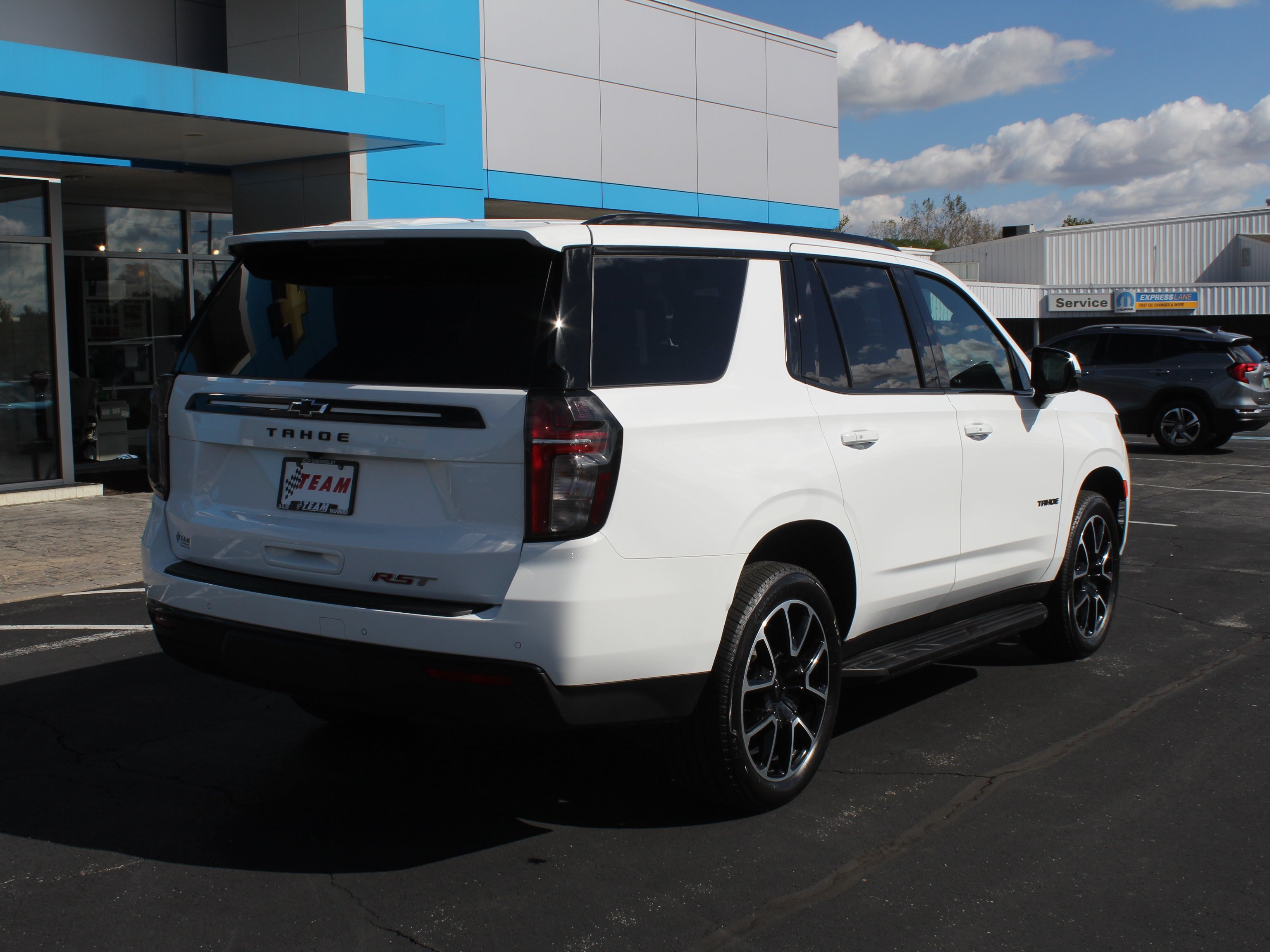 2023 Chevrolet Tahoe RST - Photo 6