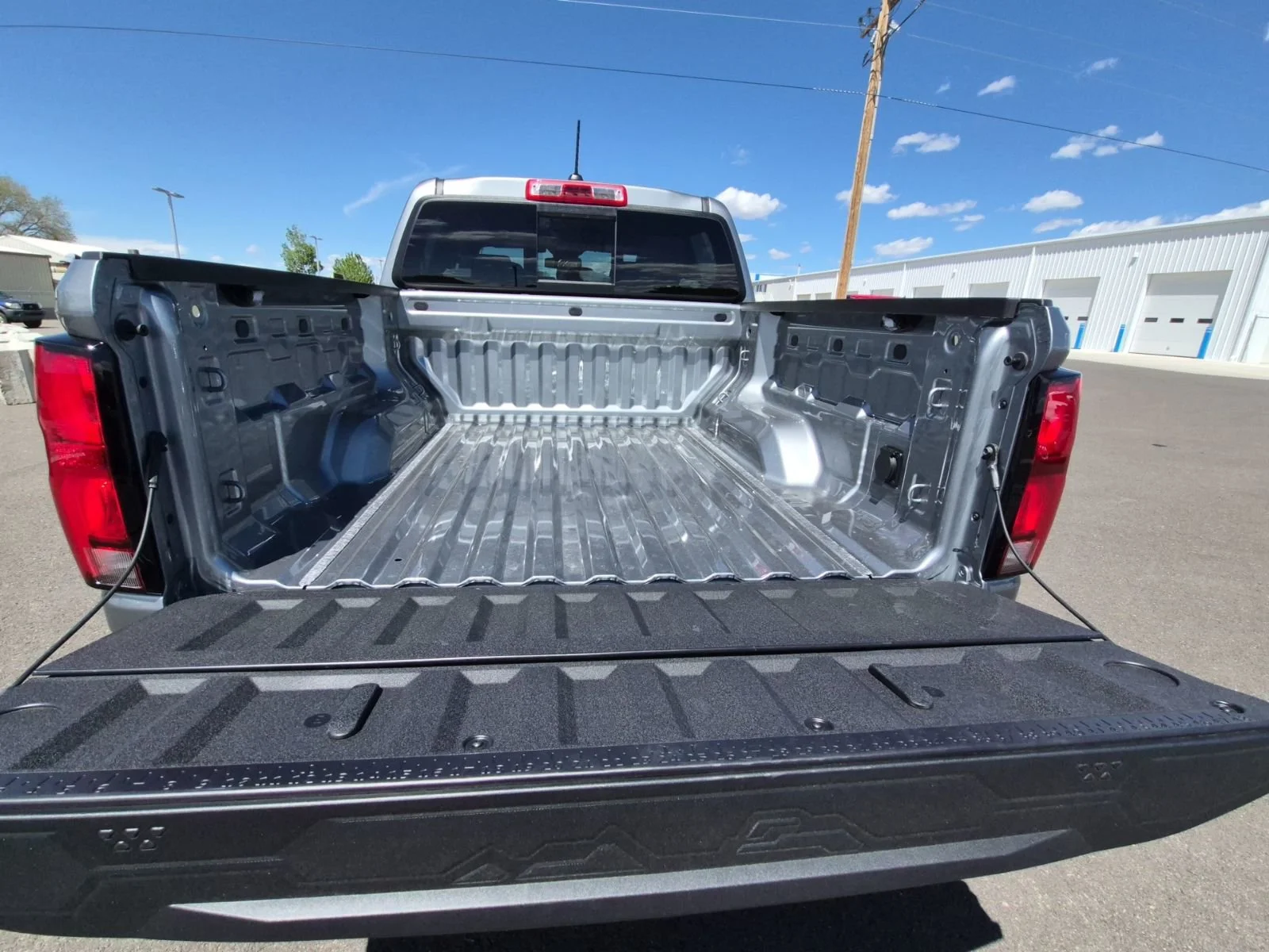 2026 Chevrolet Colorado Z71 - Photo 13