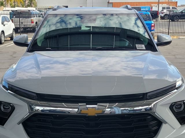 New 2026 Summit White Chevrolet LT image 21