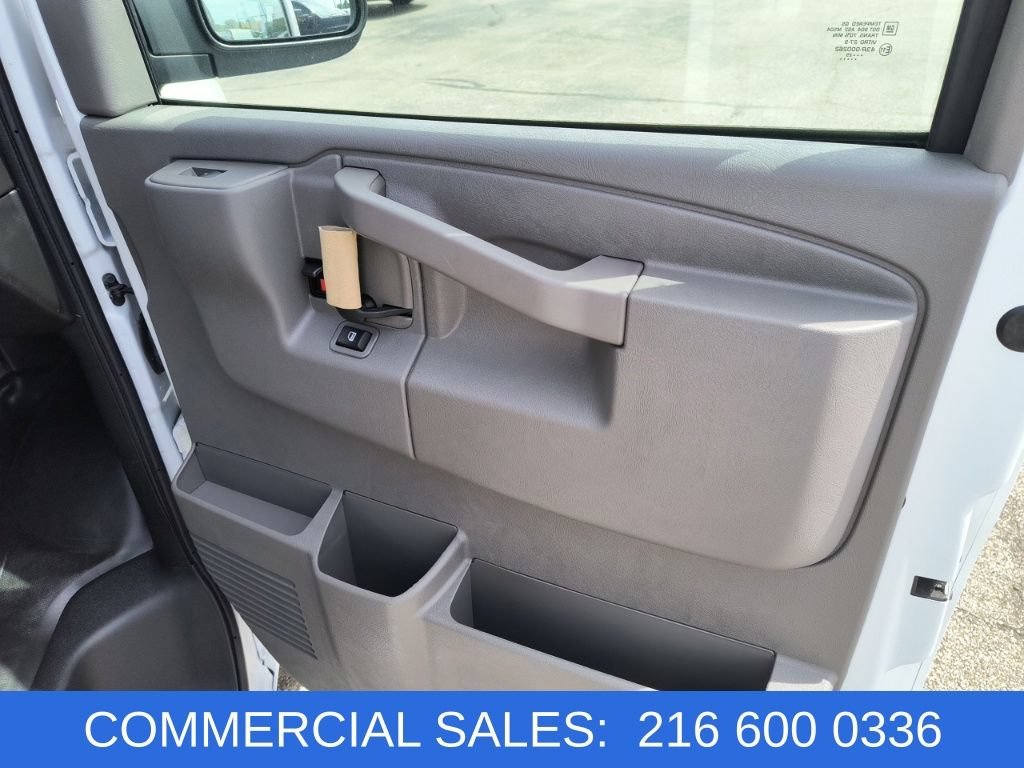 2025 Chevrolet Express Cargo Work Van - Photo 15
