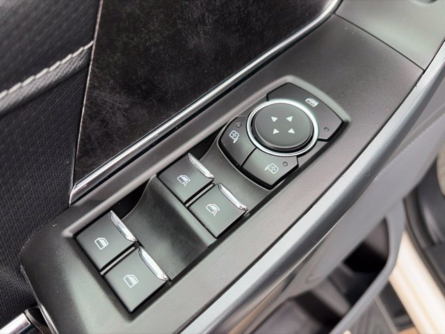 Used 2022 White Ford XL image 11