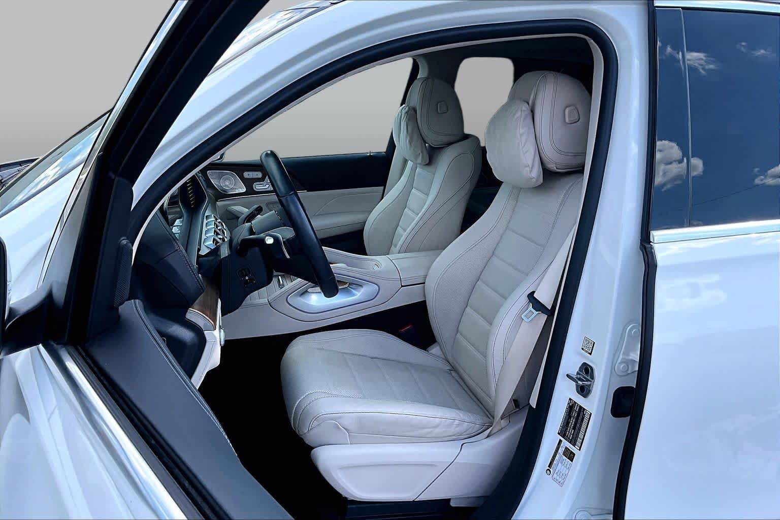 Used 2025 Polar White Mercedes-Benz GLE 450e image 8