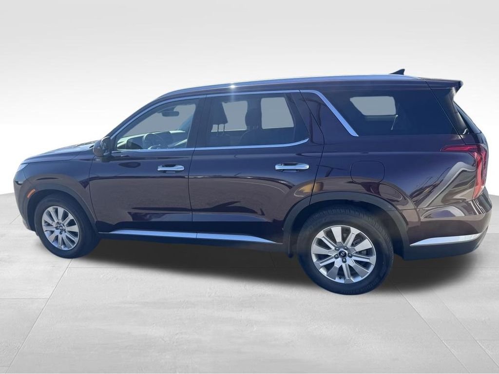 Used 2025 Red Hyundai SEL image 6
