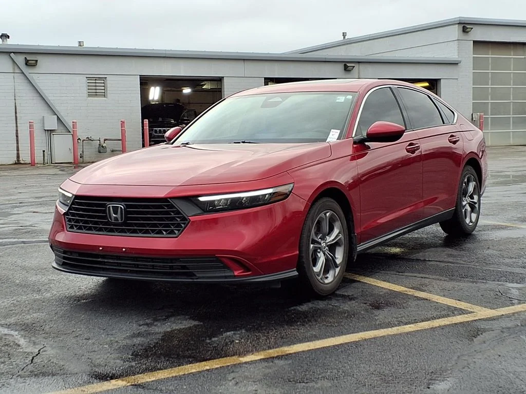 Used 2024 Honda Accord EX with VIN 1HGCY1F38RA005985 for sale in Kansas City