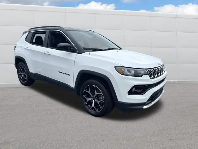 Used 2025 White Jeep Limited image 12